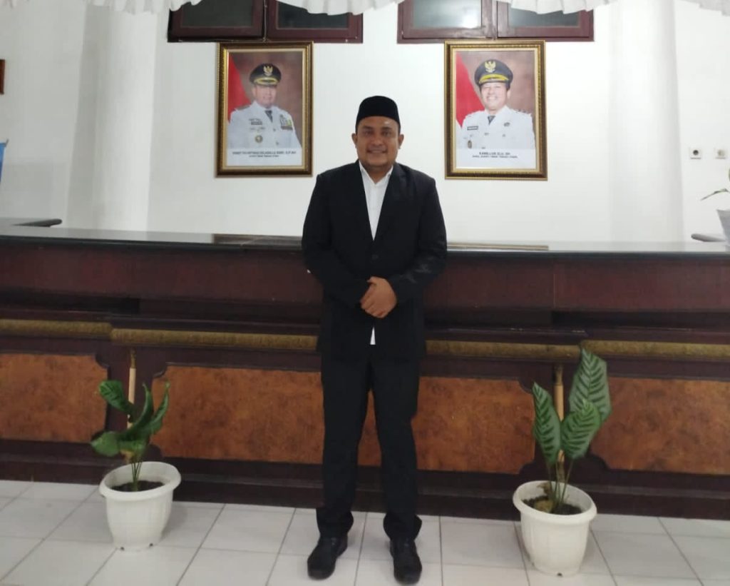 Oplus_0