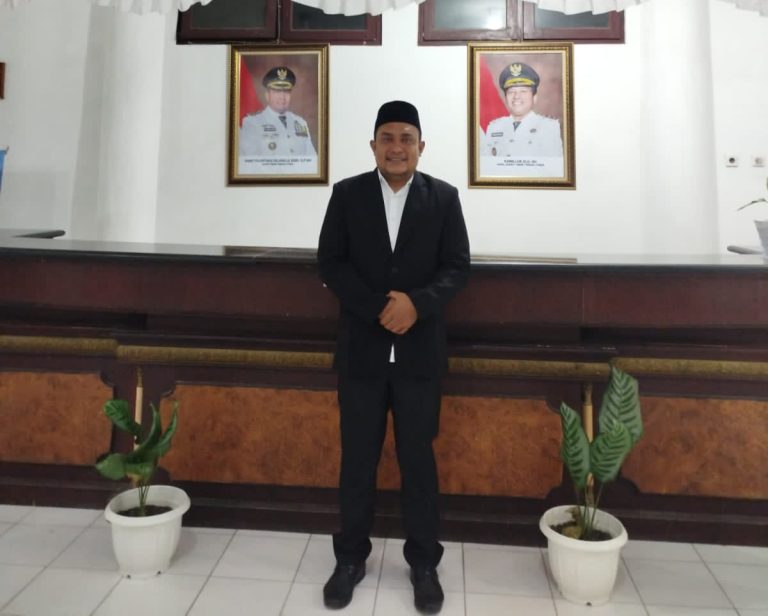 Oplus_0
